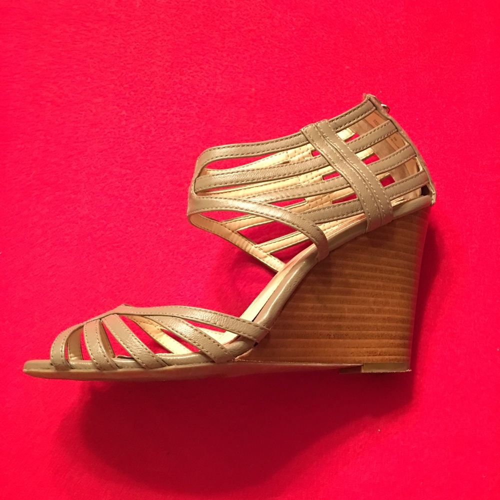 Calvin Klein Tan Wedge Fanya Sandals, 9M